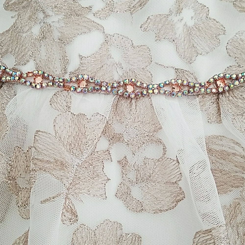 GORGEOUS  formal dress - Picture 2 of 8